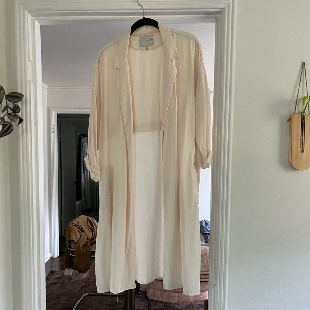 Oak + Fort off-white light peach trench coat/cover